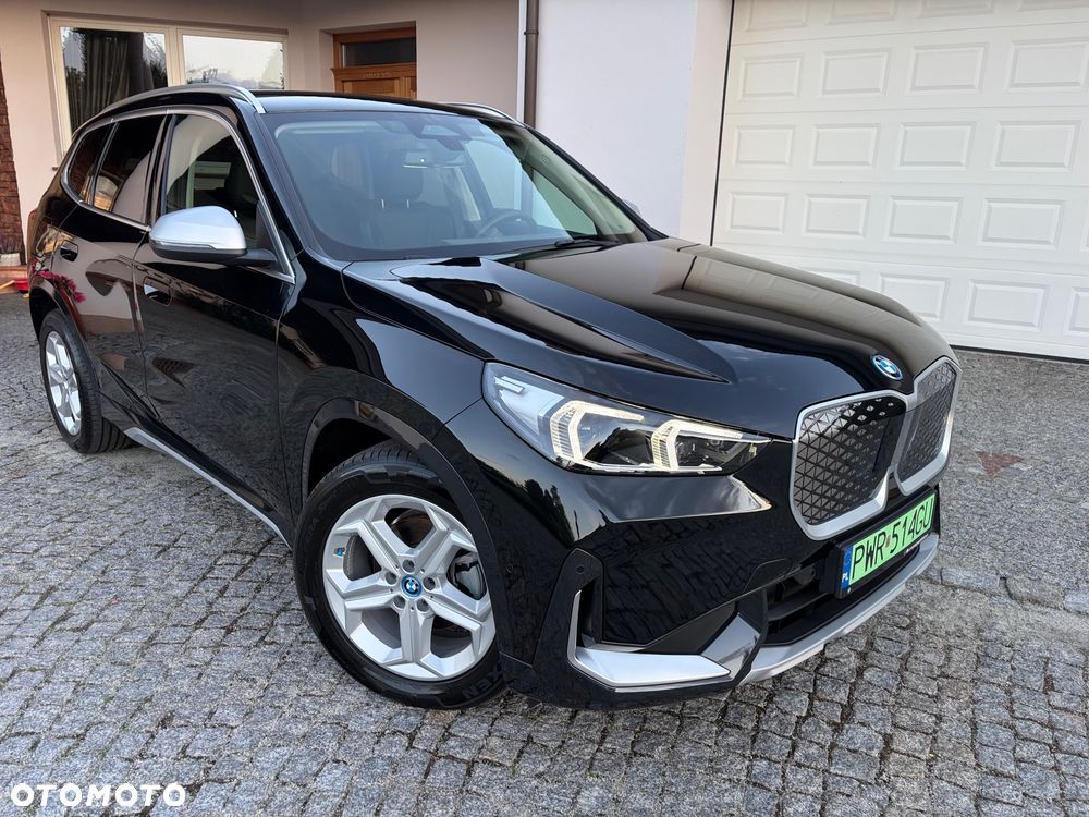 BMW Ix1 2024 photo 2