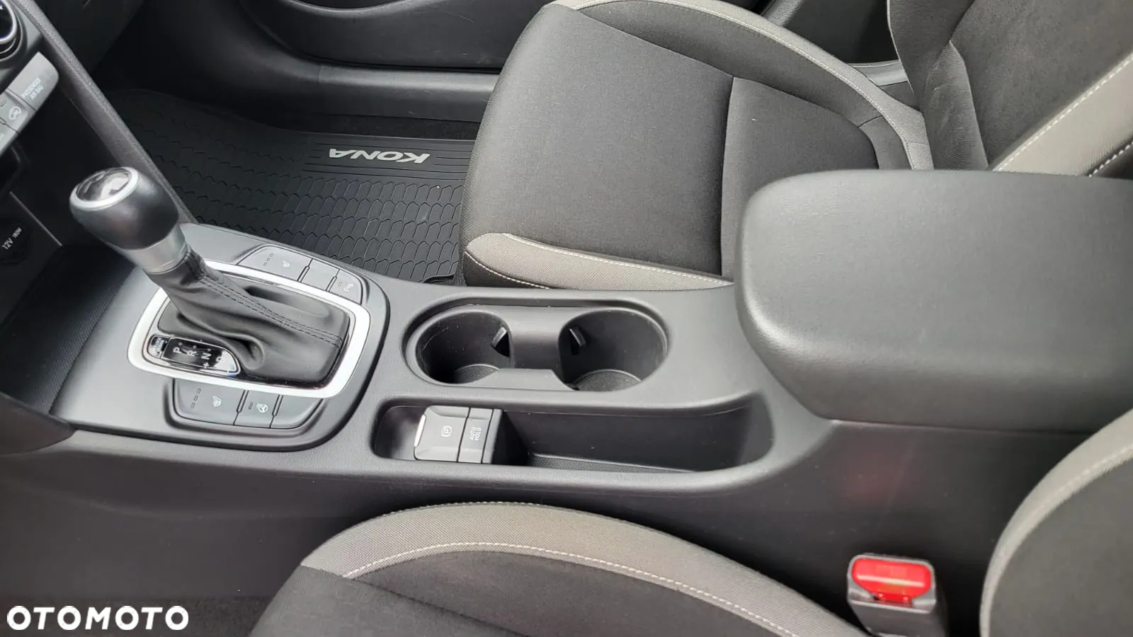 Hyundai Kona 1.6 GDI Hybrid Style DCT - 33