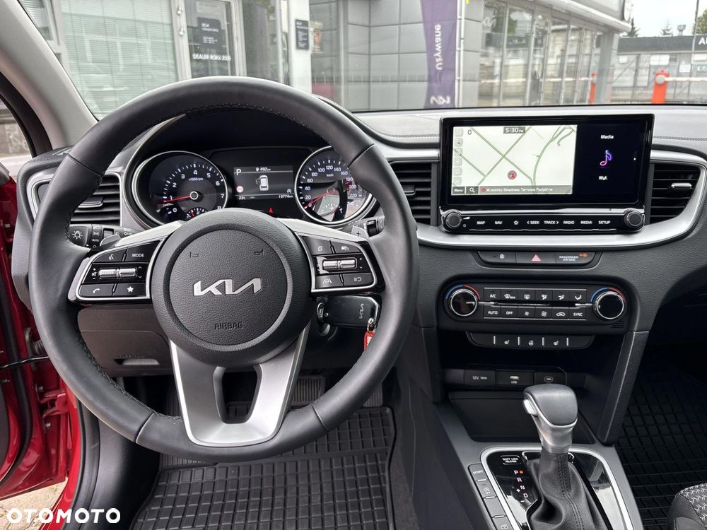 Kia Ceed 1.5 T-GDI M DCT - 14