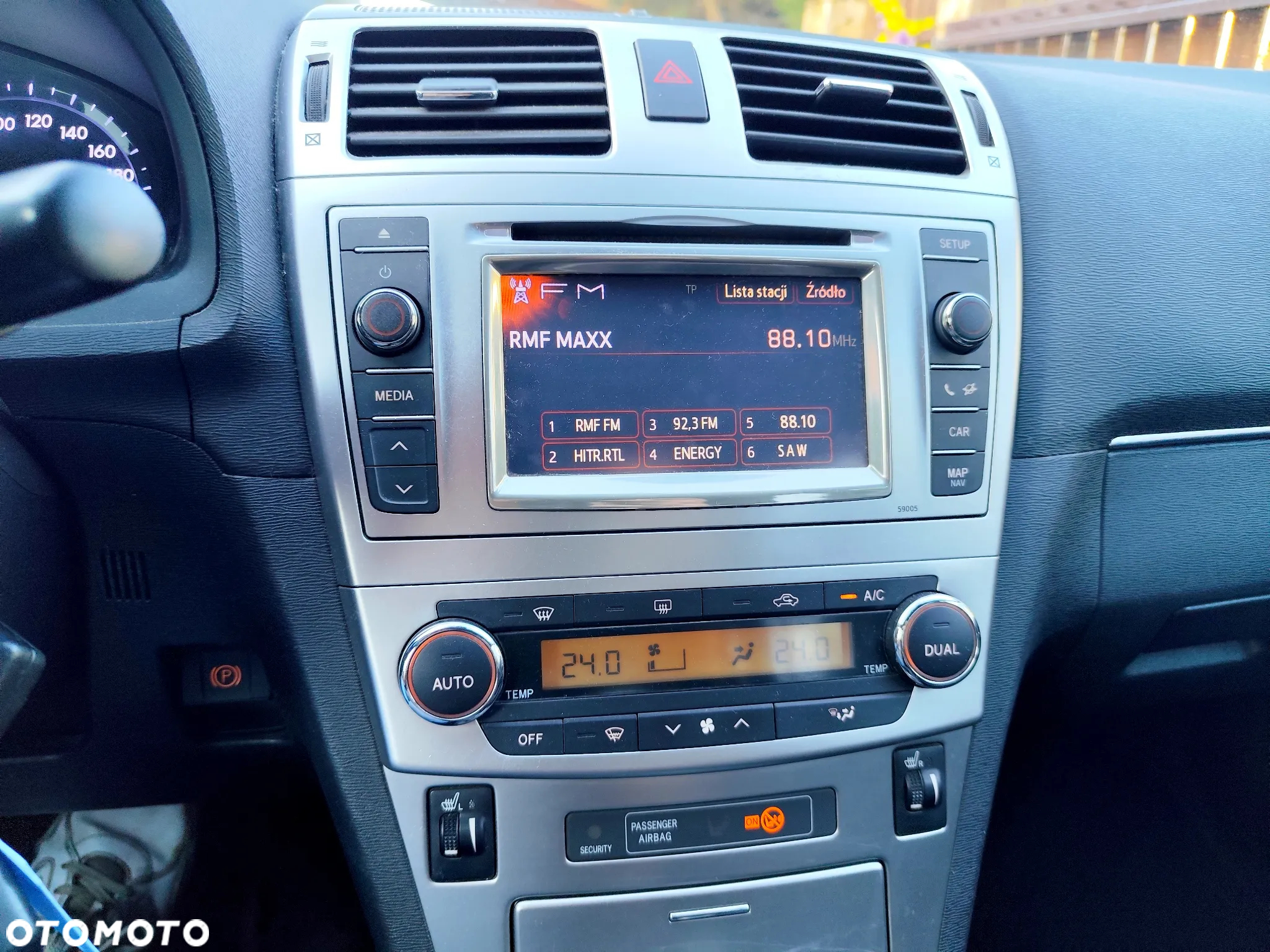 Toyota Avensis Touring Sports 1.8 Multidrive S Edition S+ - 9