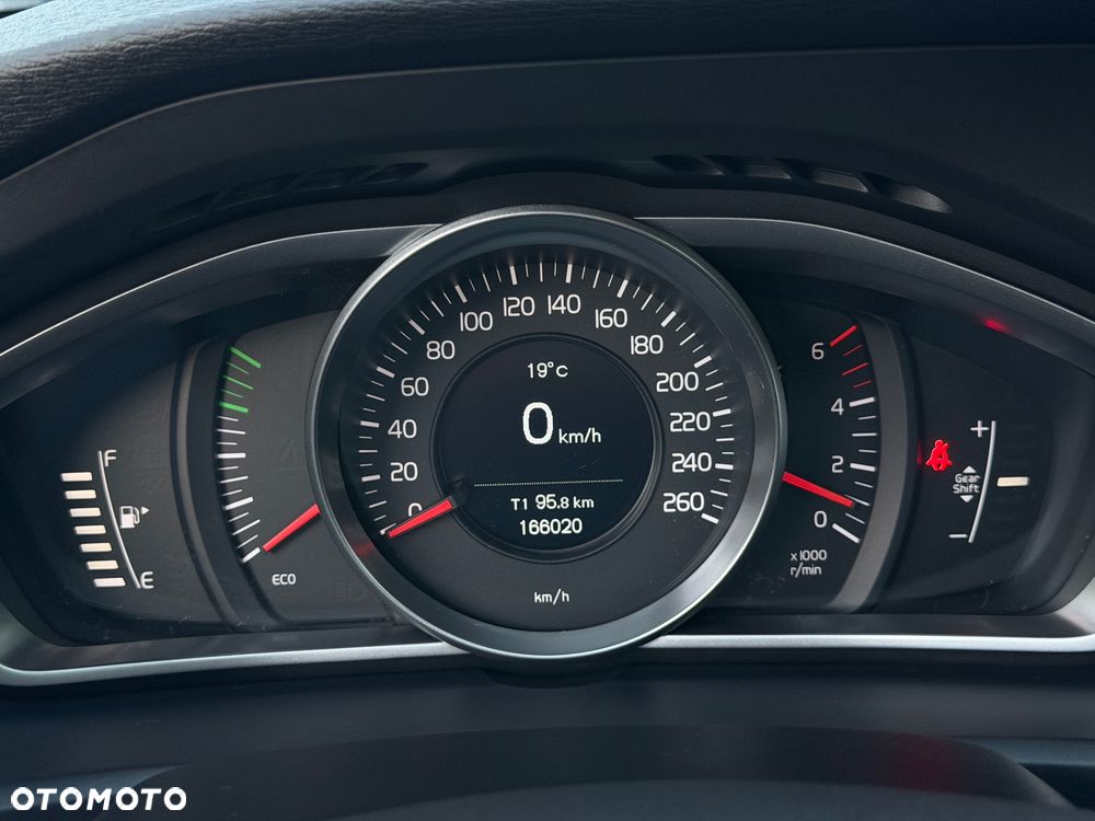 Volvo V40 Cross Country D2 Kinetic - 22
