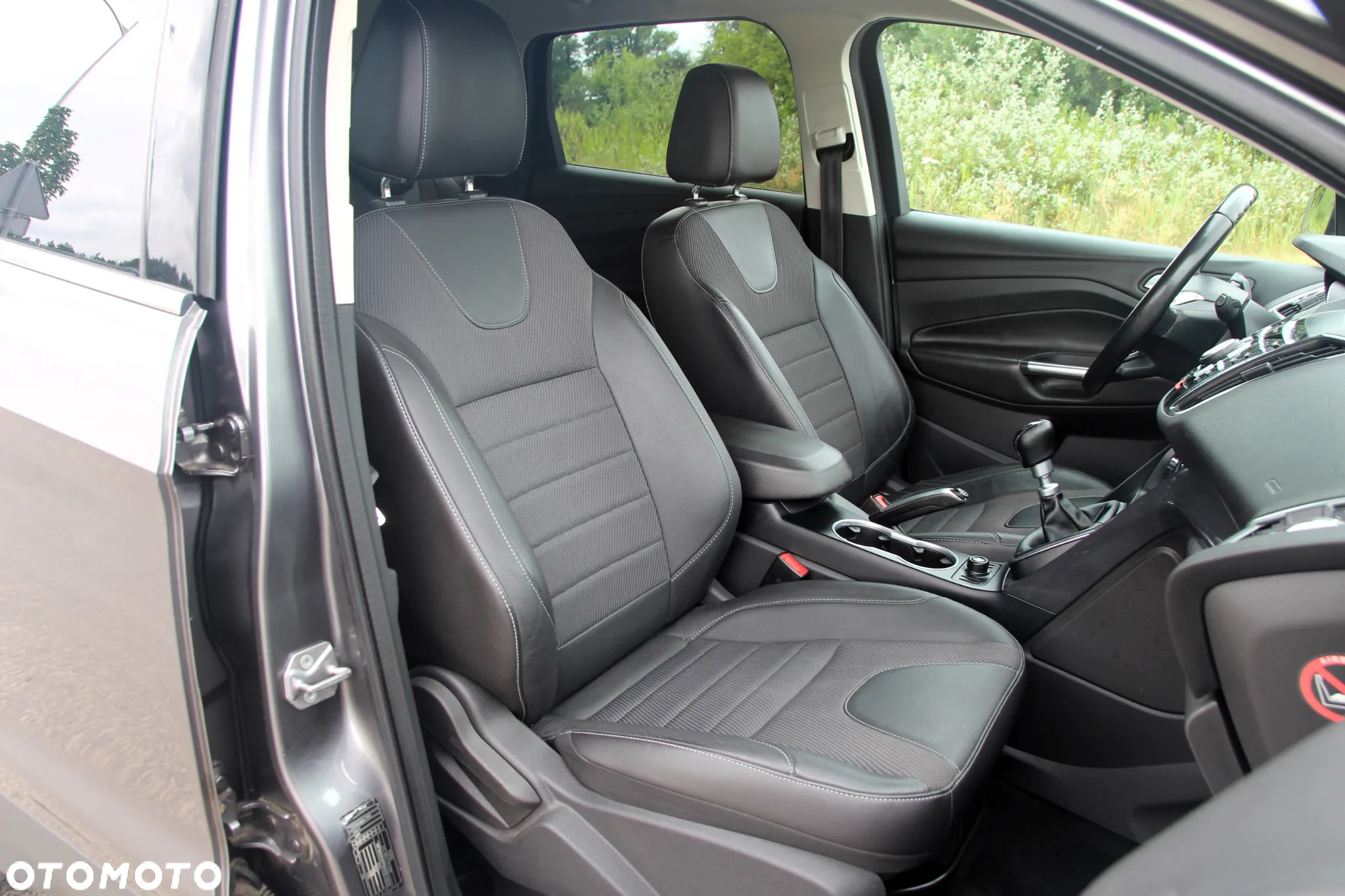 Ford Kuga 2.0 TDCi 4x4 Titanium - 19
