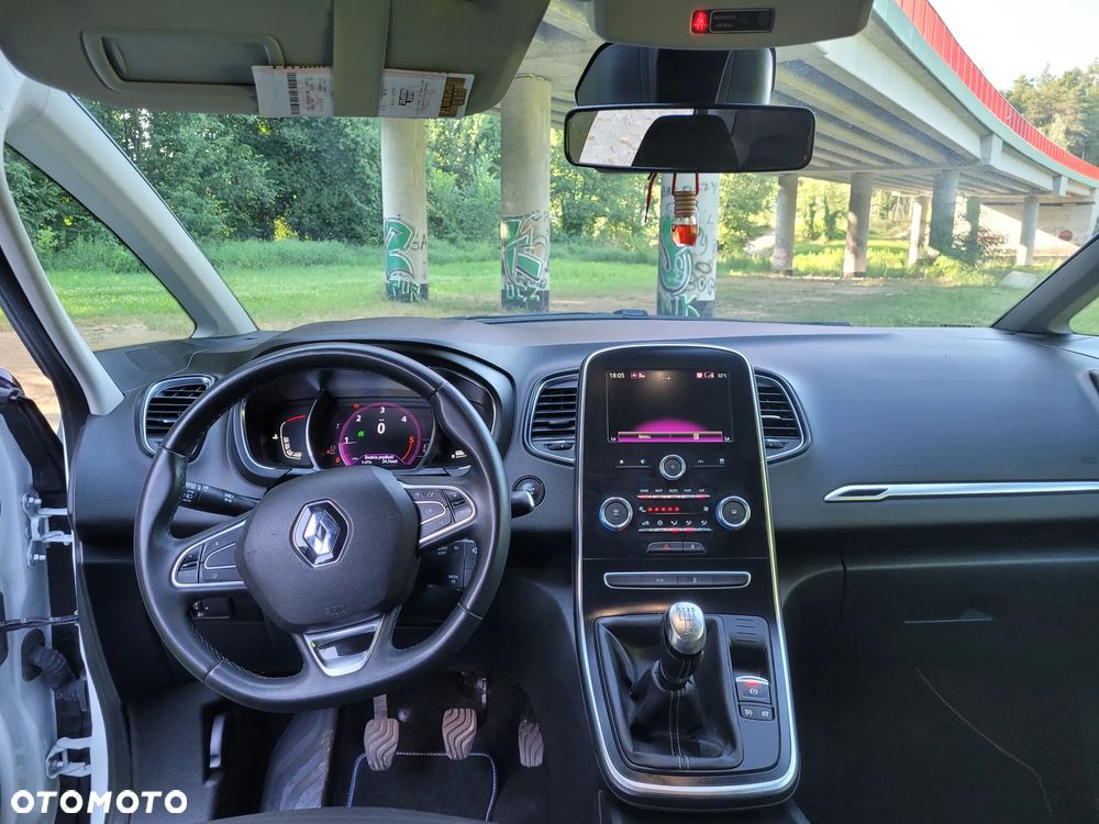 Renault Scenic - 12