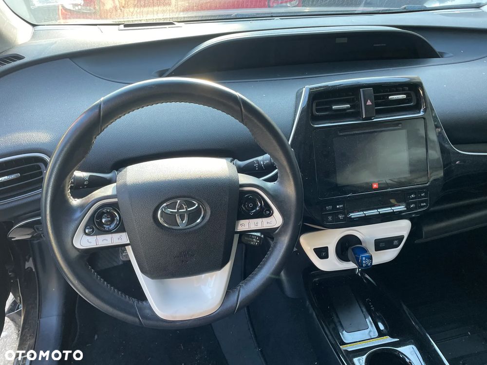 Toyota Prius Hybrid - 27