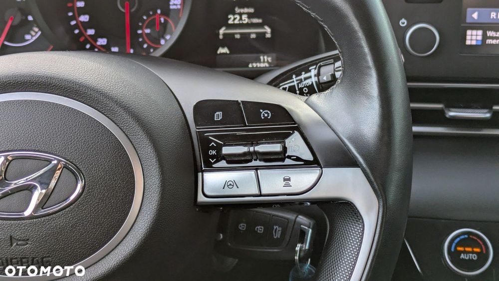 Hyundai Elantra - 26