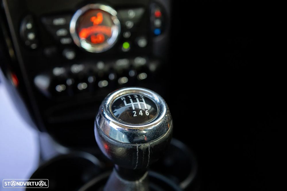 MINI Countryman Cooper D - 19