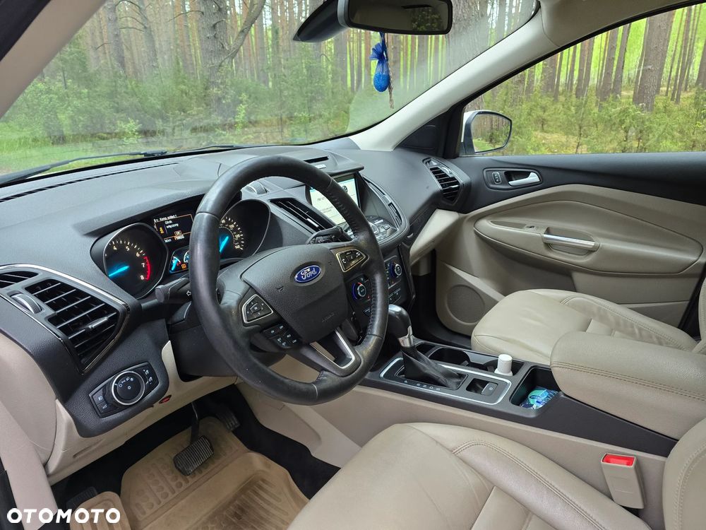 Ford Escape - 10