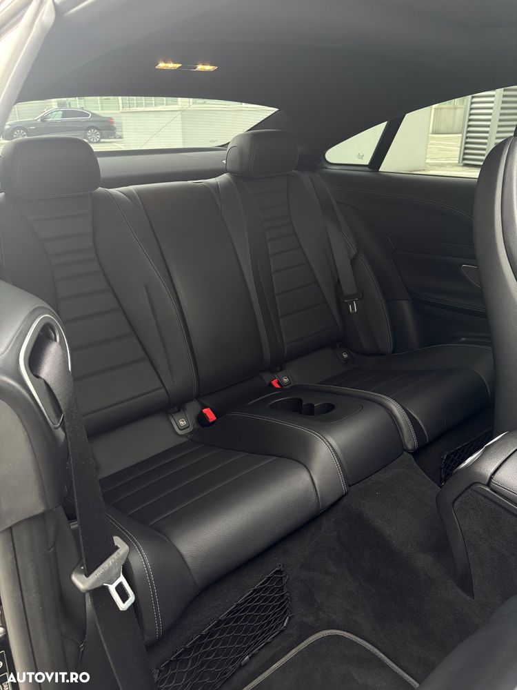 Mercedes-Benz E 200 - 11