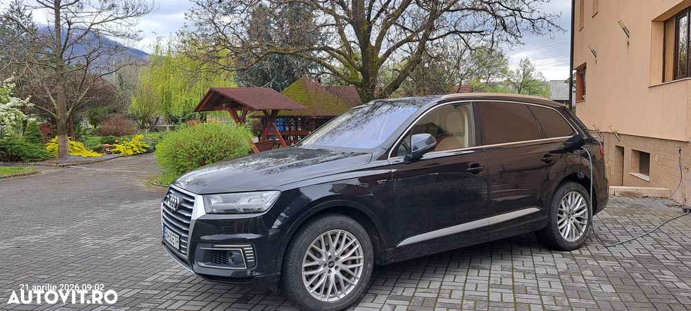 Audi Q7 - 1