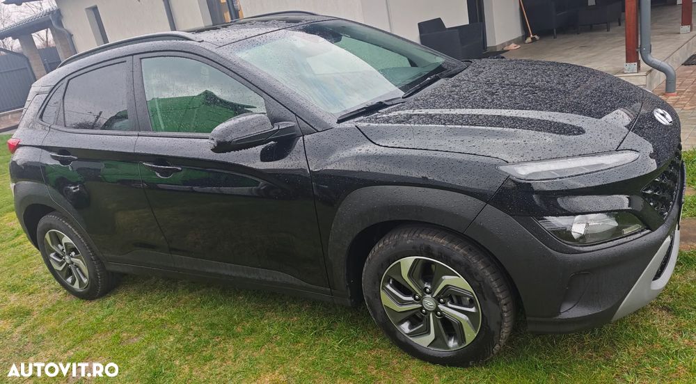 Hyundai KONA - 2