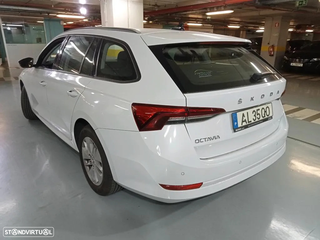 Skoda Octavia Break 2.0 TDI Ambition - 2