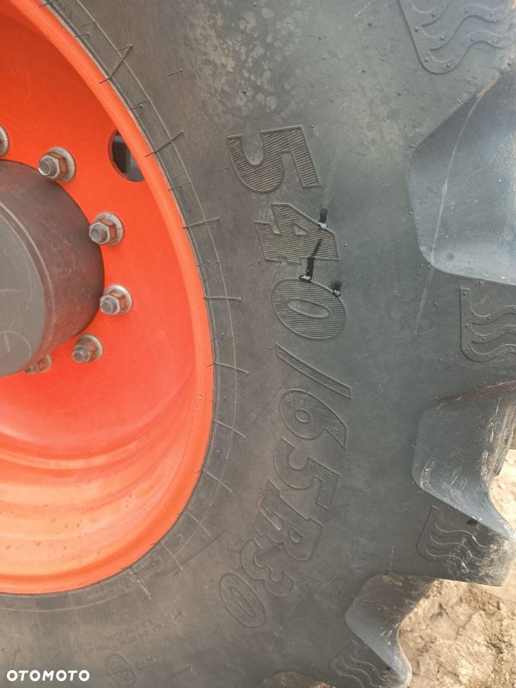 Claas AXION 810 - 11