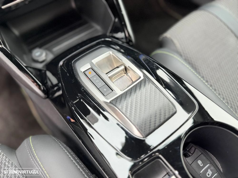 Peugeot e-2008 54 kWh GT - 19