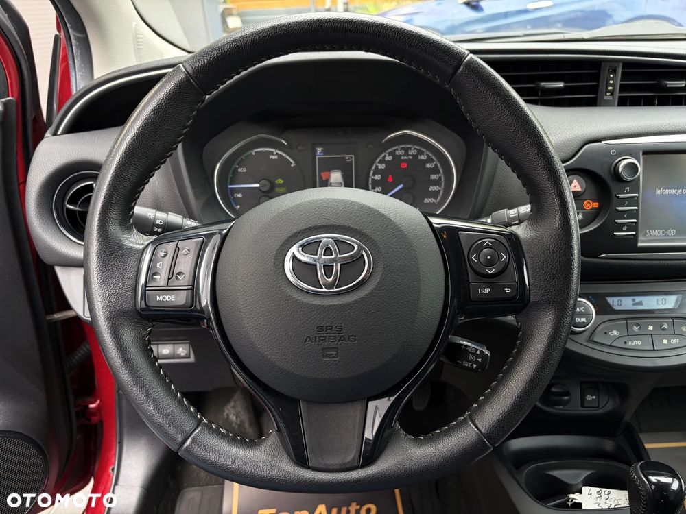 Toyota Yaris 1.5 VVT-i Selection - 22