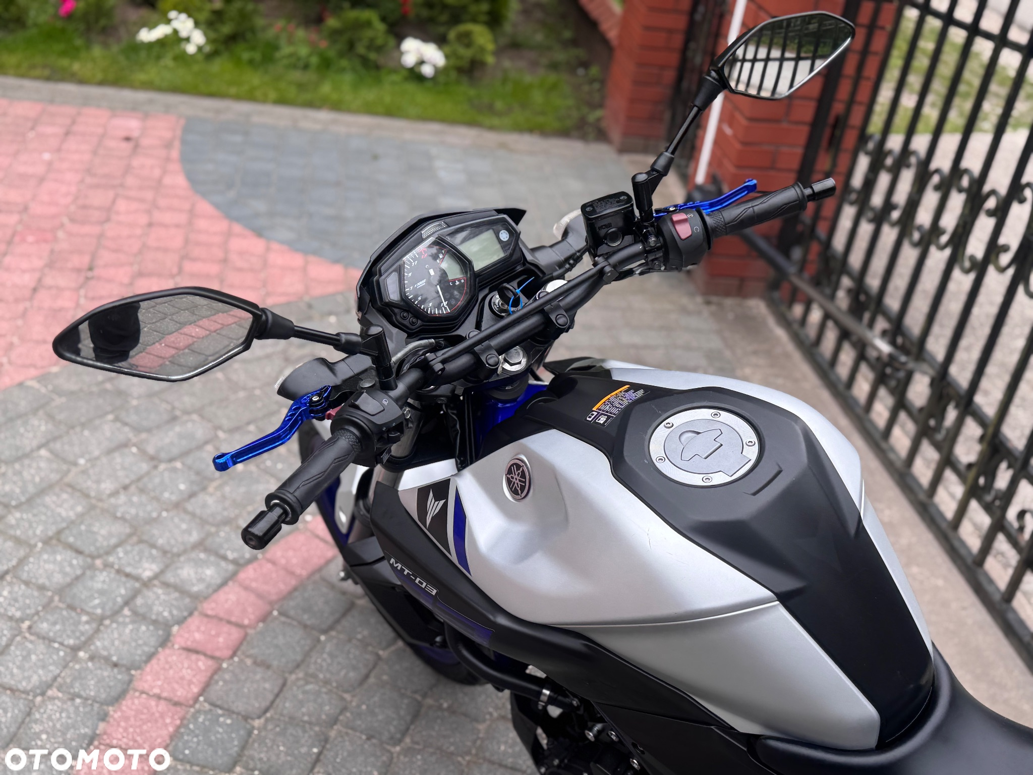 Yamaha MT - 15