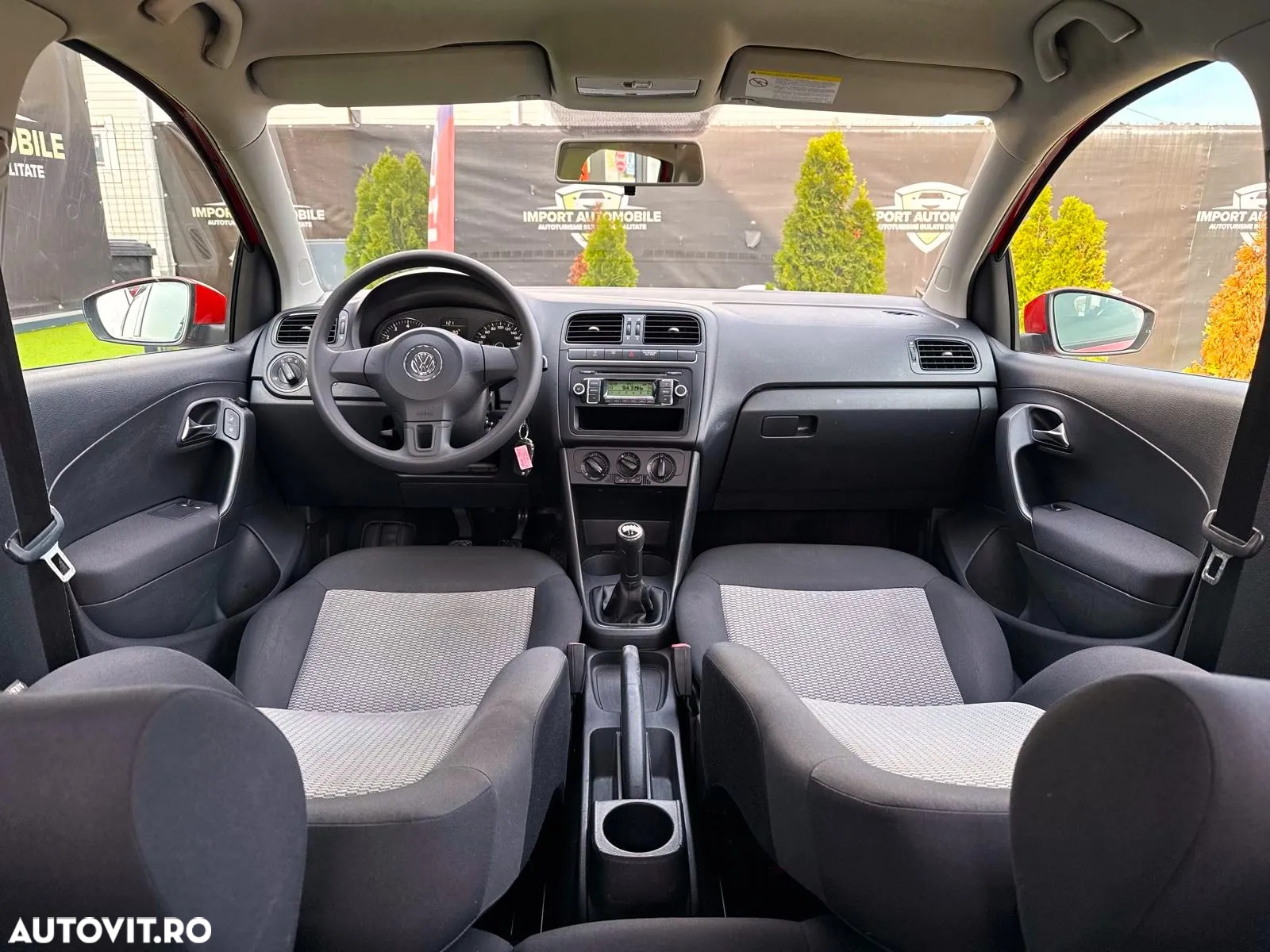 Volkswagen Polo - 8