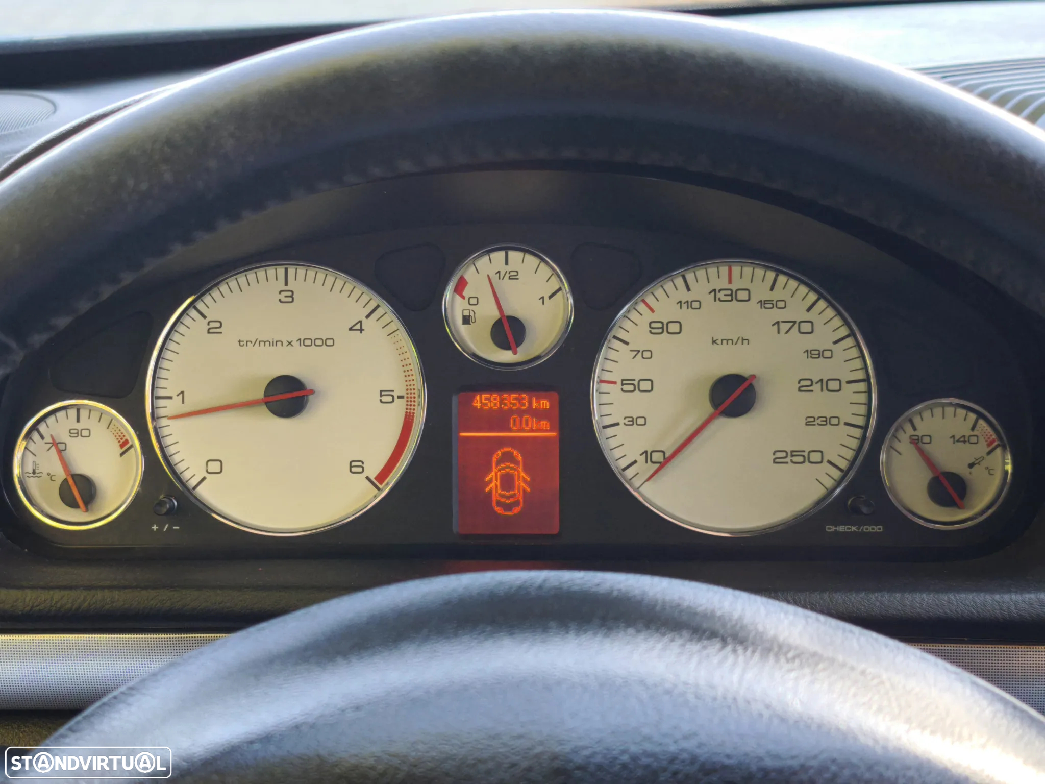 Peugeot 407 SW 1.6 HDi Navteq - 15