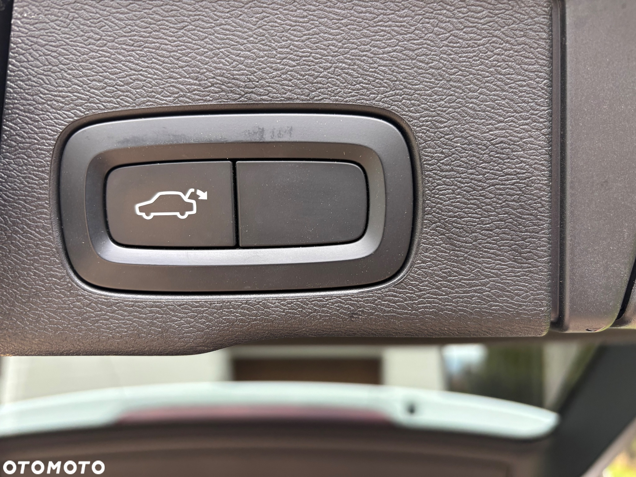 Volvo XC 60 D4 R-Design - 16