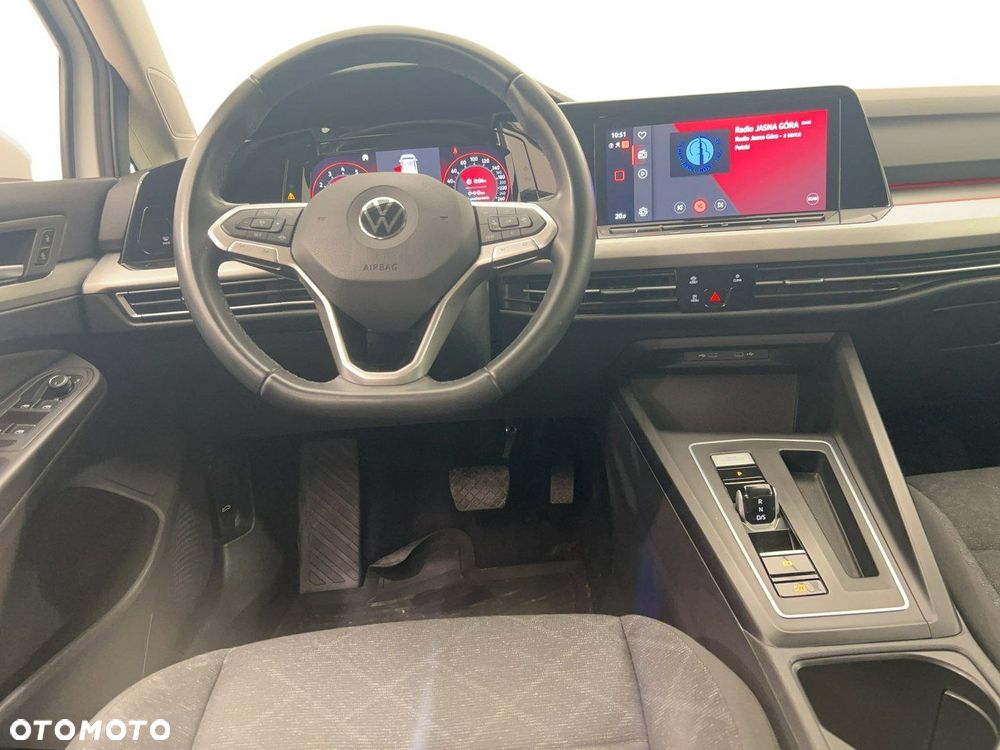 Volkswagen Golf 1.0 eTSI Life DSG - 9