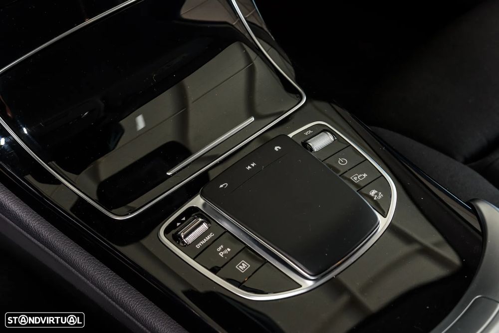 Mercedes-Benz GLC 300 - 26