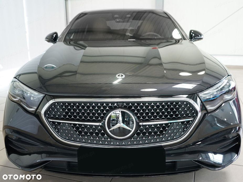 Mercedes-Benz Klasa E 220 d mHEV 4-Matic AMG 9G-Tronic - 2