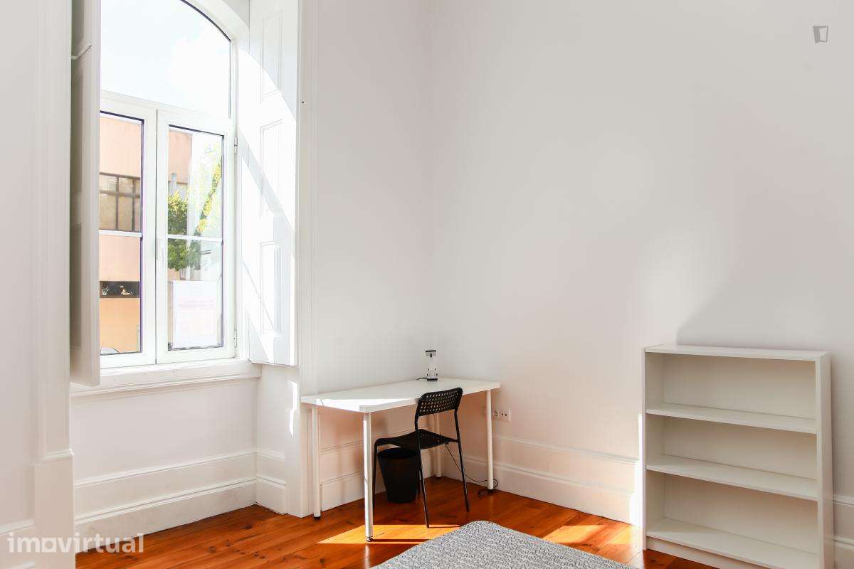 Quarto - localizado em Cidral Coimbra - Grande imagem: 2/43