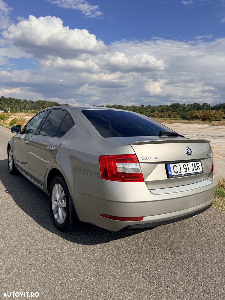 Skoda Octavia - 5