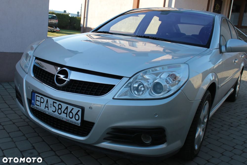 Opel Vectra - 8