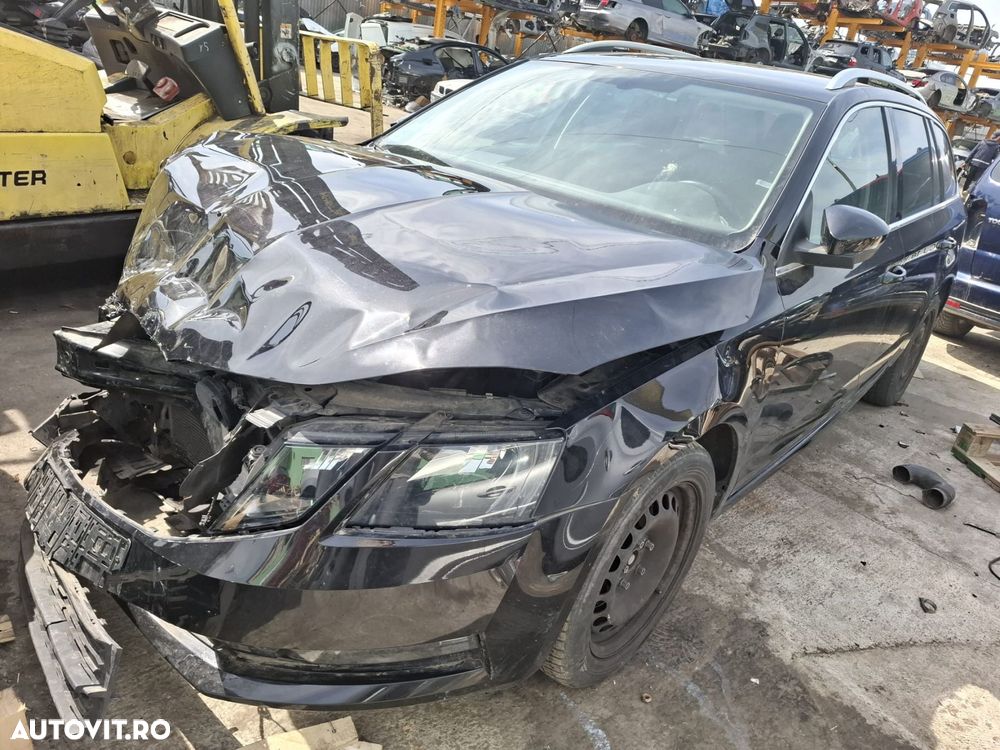 Butuc usa stanga fata 5e0837167 Skoda Octavia 3 [facelift] [2017 - 20 - 4