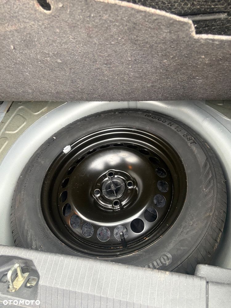 Opel Corsa 1.2 16V - 11