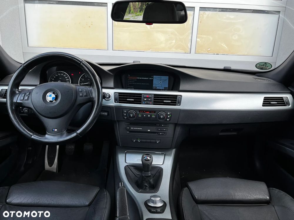 BMW Seria 3 320i - 10