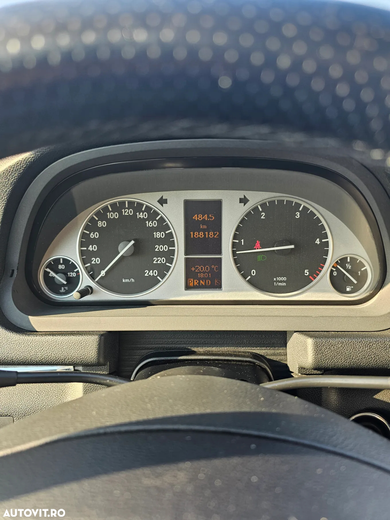 Mercedes-Benz B - 10