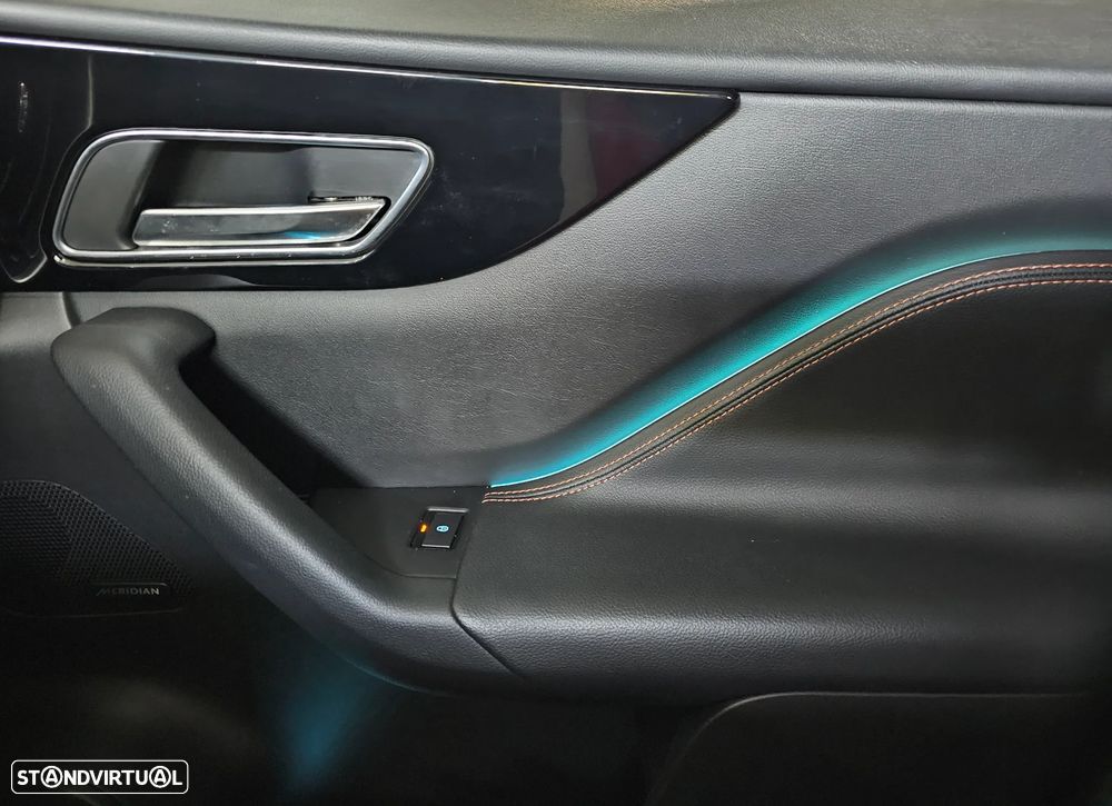 Jaguar F-Pace 25d AWD Aut. Prestige - 35