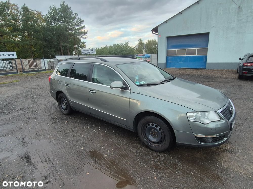 Volkswagen Passat 2.0 FSI Comfortline - 6