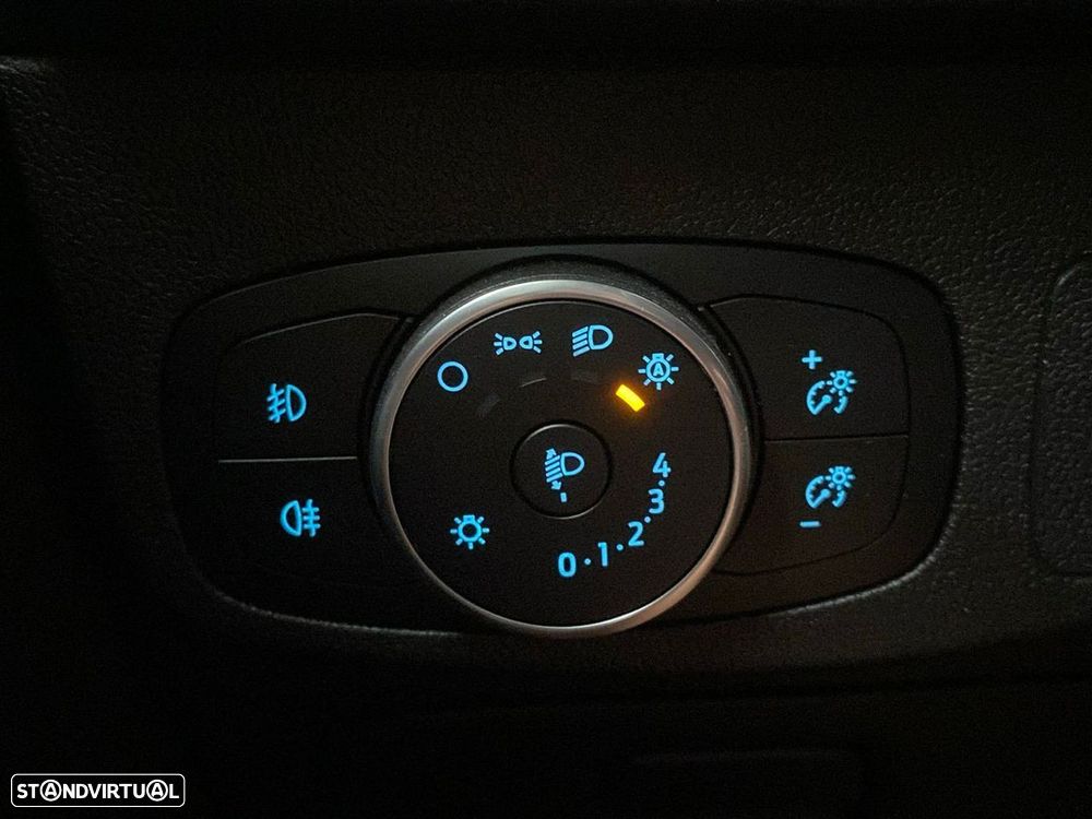 Ford Focus 1.5 TDCi EcoBlue ST-Line - 14