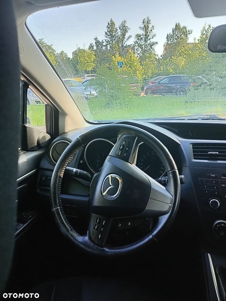 Mazda 5 - 14