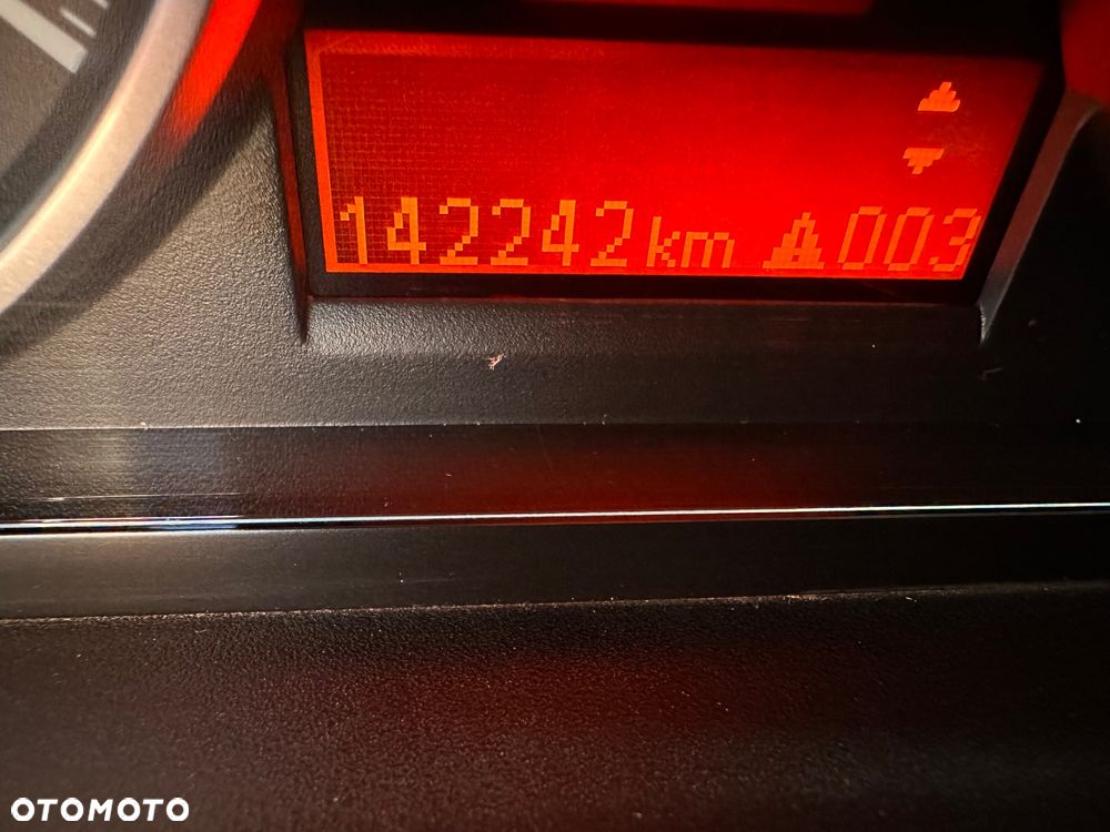 BMW Seria 3 320d - 14