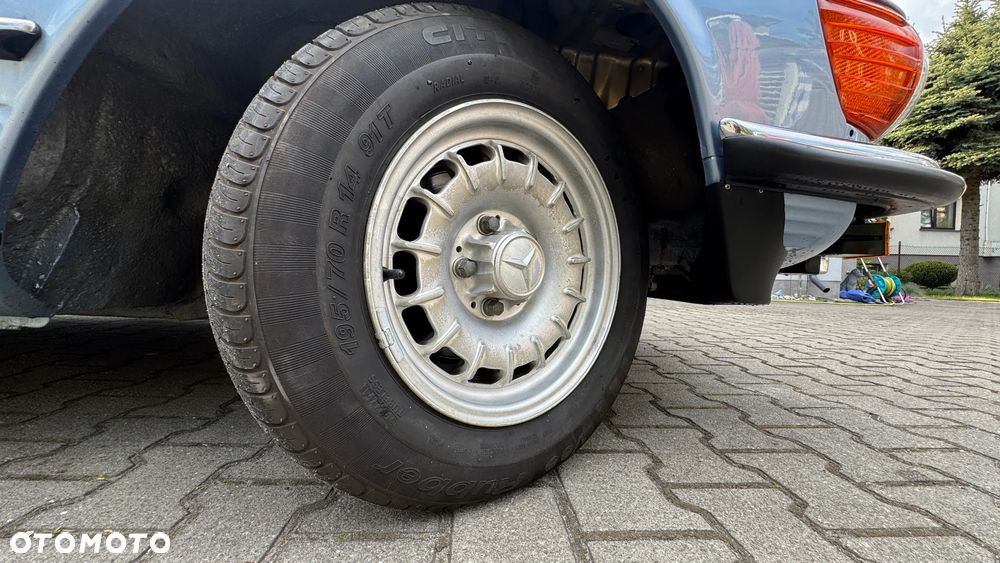 Mercedes-Benz SL - 23