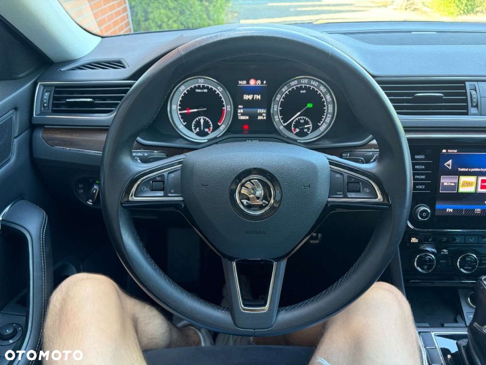 Skoda Superb 2.0 TDI SCR 4x4 Scout DSG - 12