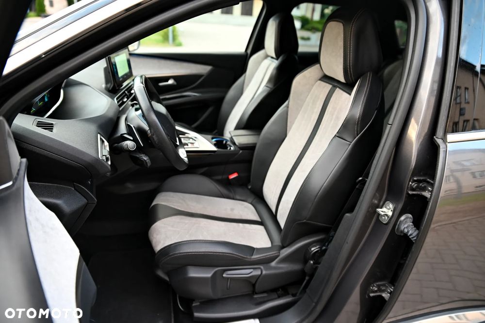 Peugeot 3008 225 e-EAT8 GT Pack - 22