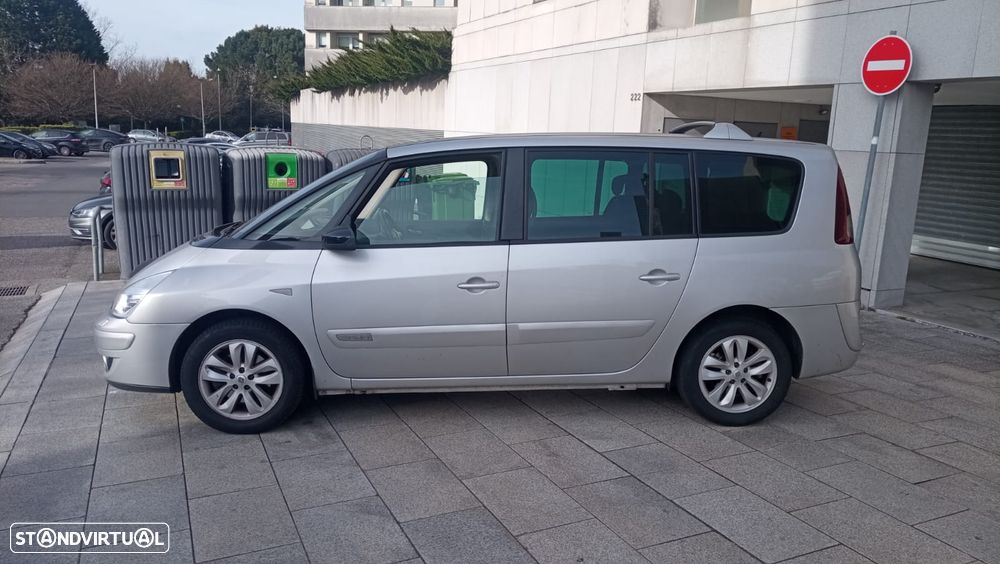 Renault Espace 2.0 dCi FAmily 7L - 6