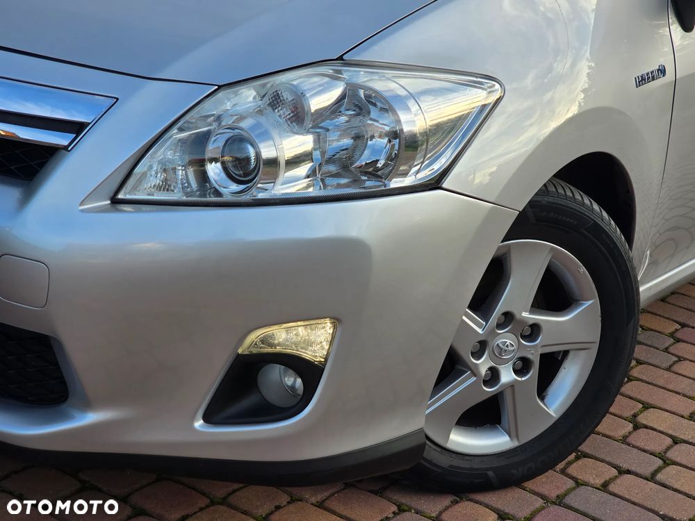 Toyota Auris 1.8 HSD Sol - 24