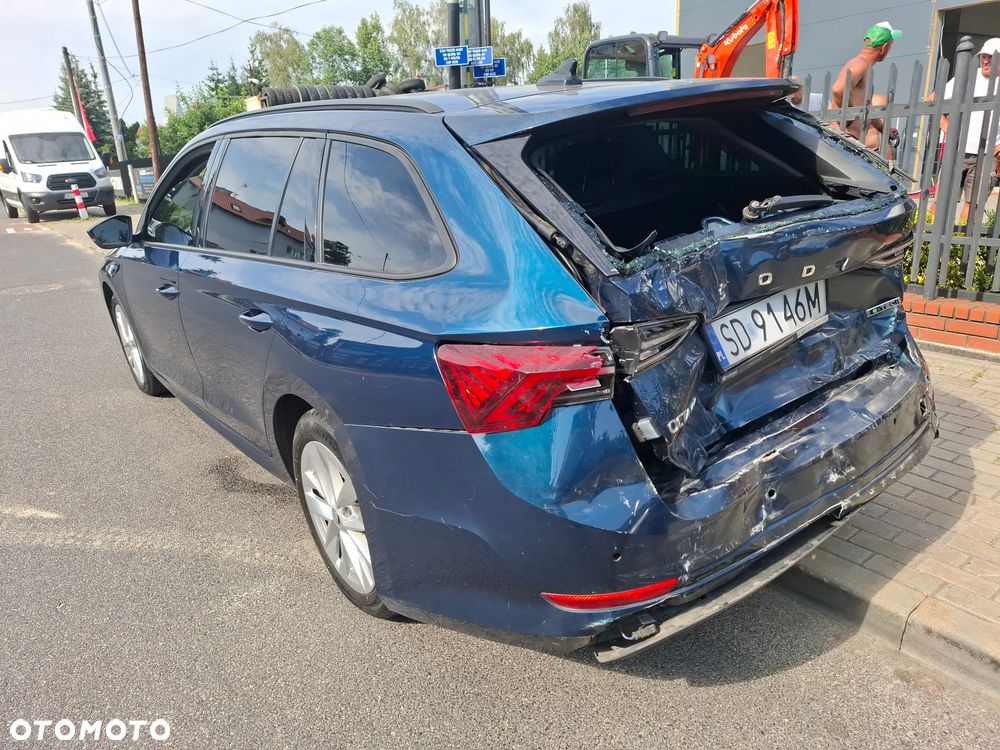 Skoda Octavia 1.5 TSI e-Tec Sportline DSG - 3
