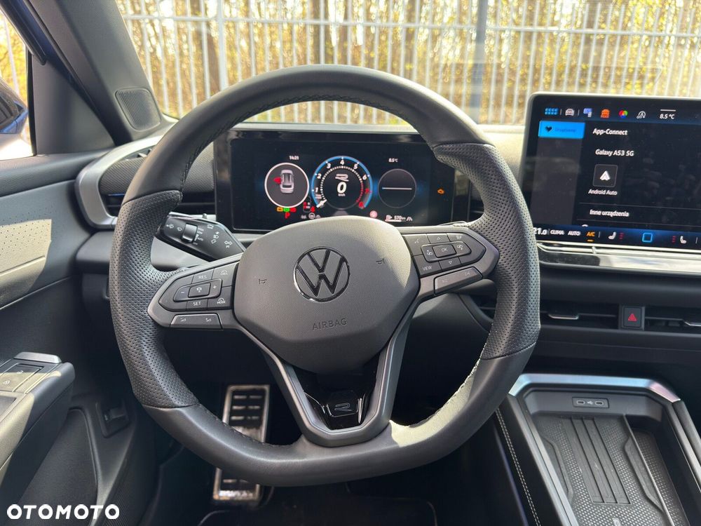 Volkswagen T-Roc 1.5 TSI R-Line DSG - 13