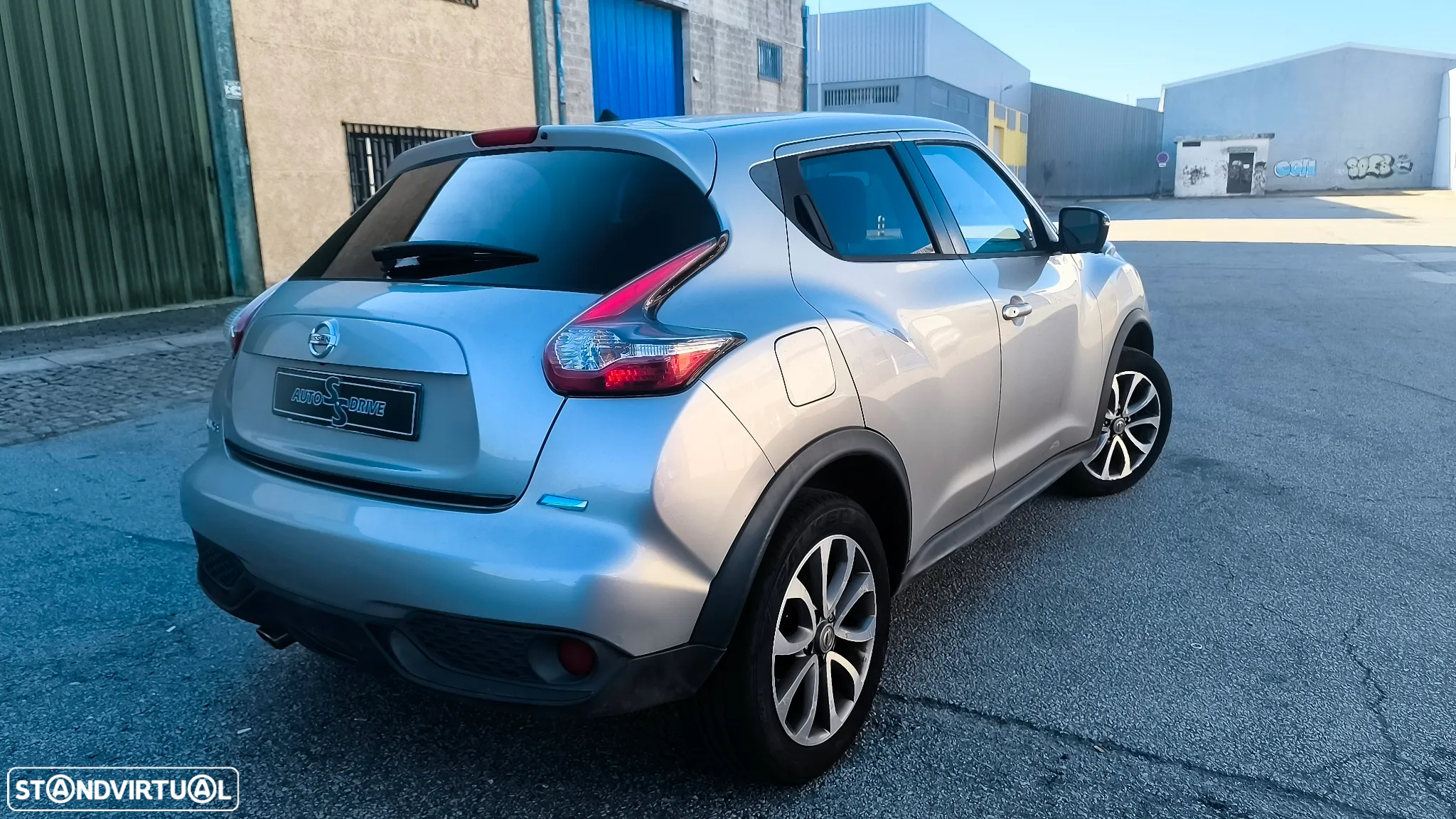Nissan Juke 1.5 dCi N-Connecta 360+EPI - 11