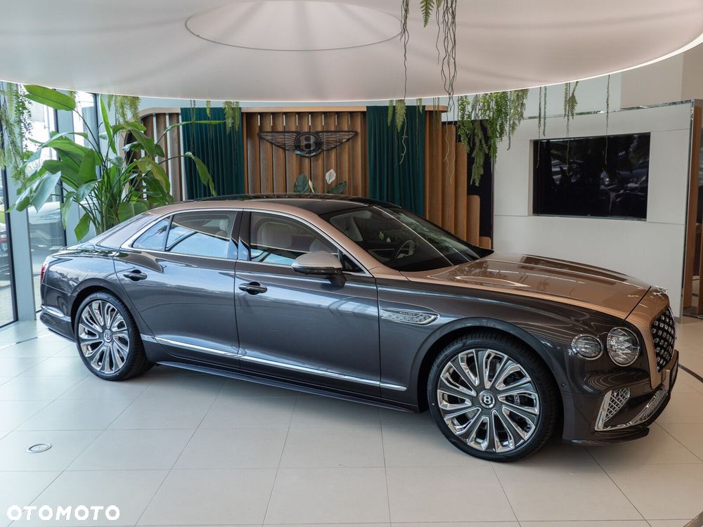 Bentley Flying Spur - 6