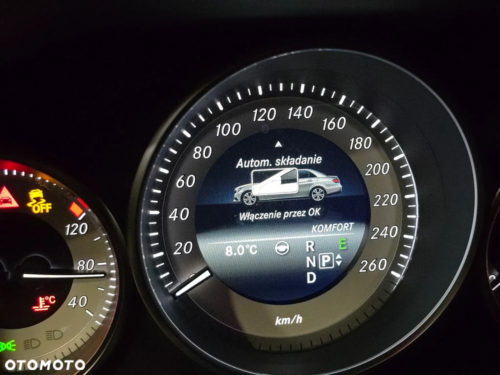 Mercedes-Benz Klasa E 350 BlueTEC 4Matic 7G-TRONIC Elegance - 10