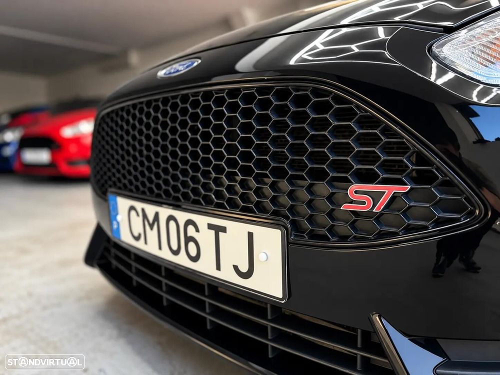 Ford Fiesta 1.6 EcoBoost ST - 45