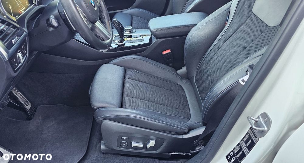 BMW X3 xDrive20i - 10