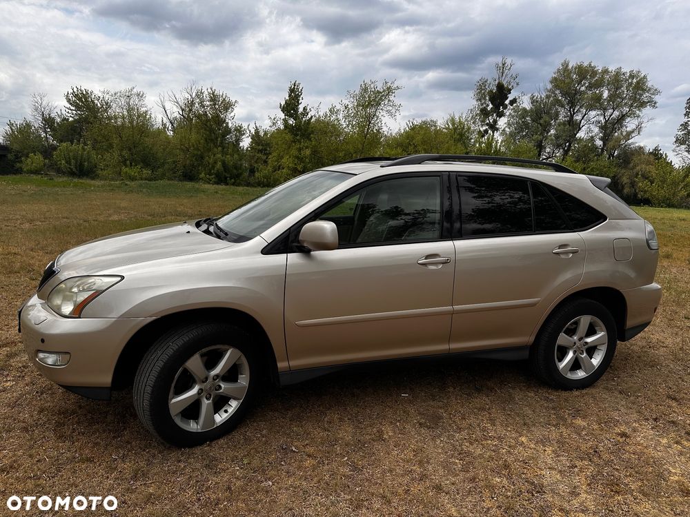 Lexus RX - 4